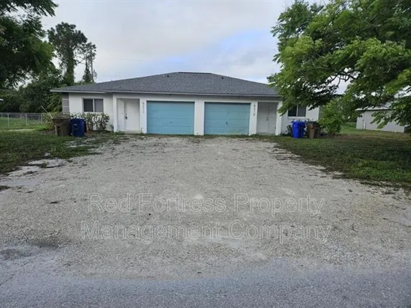5317 27th St SW, Lehigh Acres, FL 33973