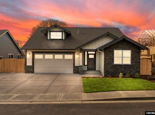 617 SE Syron St, Dallas, OR 97338