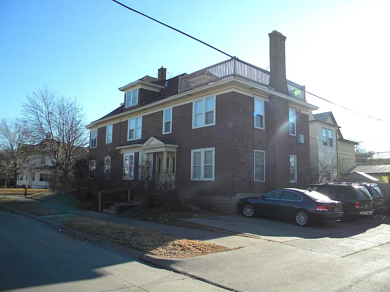 960 19th Ave NE — Photo 15