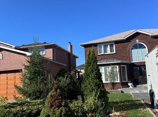 28 Piccadilly Rd, Richmond Hill, ON L4B 1S4