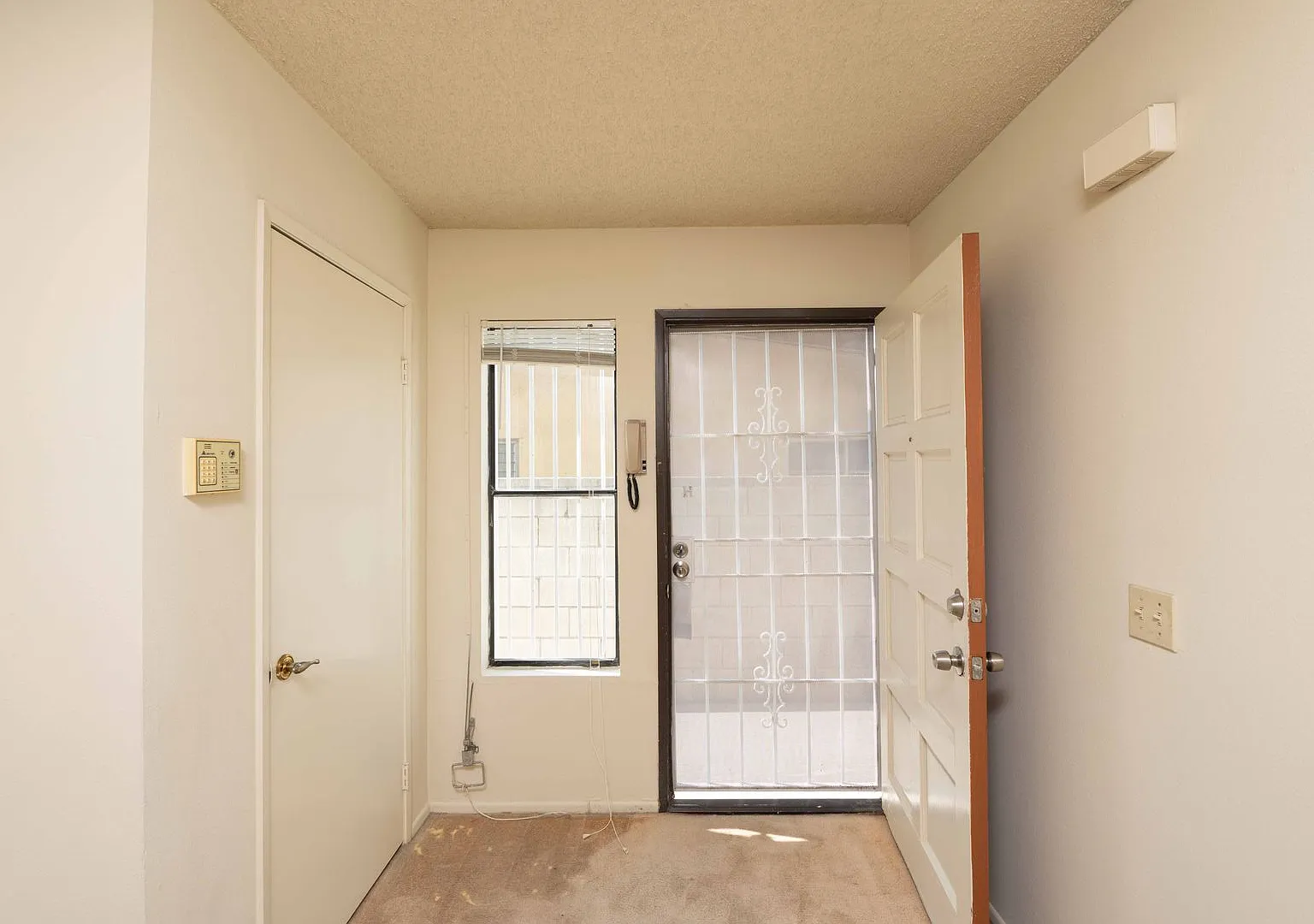 225DelM — Photo 2
