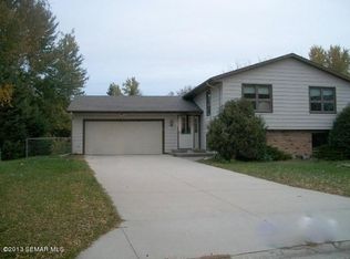110 Radel Pl, Owatonna, MN 55060