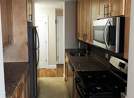 3rd image of 950 Underhill Ave APT 12J