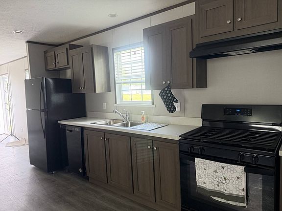 2nd image of 1501 Old State Rd #19