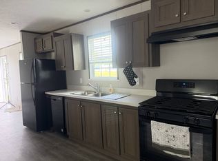 1501 Old State Rd #19, Mattoon, IL 61938