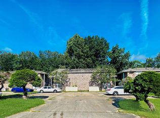 934 Hammond Manor Dr, Baton Rouge, LA 70816