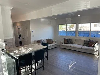 3 bed, 2.5 bath, $3,000 — Photo 2