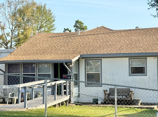 210 Magnolia Cv, Onalaska, TX 77360