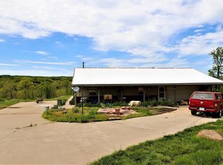 351 Hilltop Ln, Farmington, MO 63640