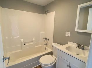 2838 S 12th St, Springfield, IL 62703