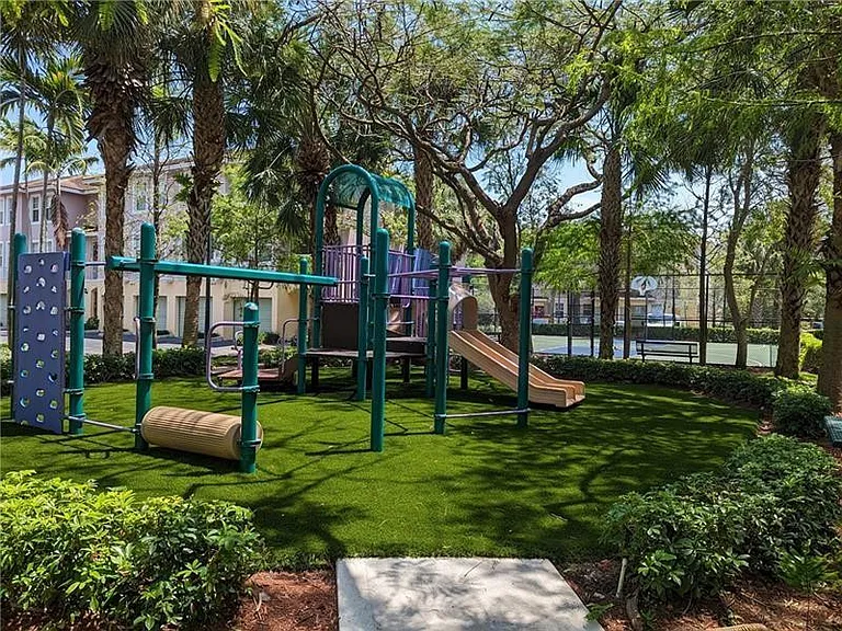 6966 W Sample Rd #6966 — Photo 57