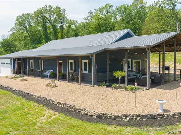 720 Mailhack Rd, Macks Creek, MO 65786