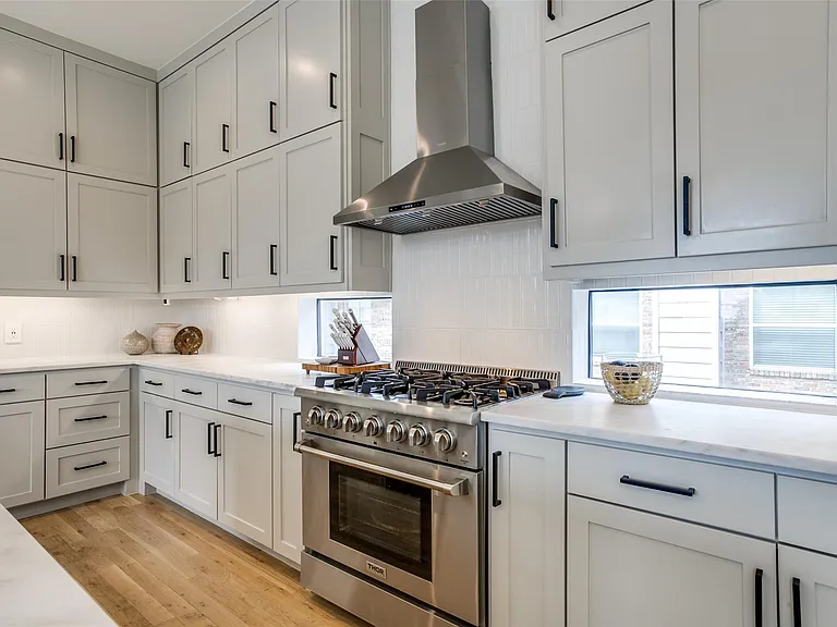 2719 Reagan St #101 — Photo 10