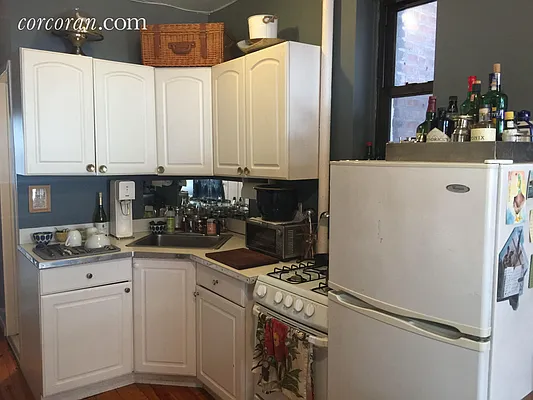 Rented by Corcoran | media 27