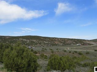 10 Sage Rd, Lander, WY 82520