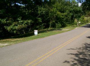 769 Bugger Ridge Rd, McMinnville, TN 37110