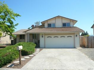 5328 Daniel Dr, Rohnert Park, CA 94928