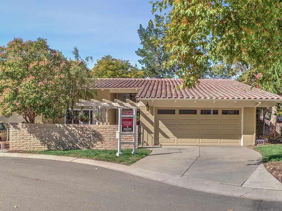 2nd image of 1344 Corte Madera