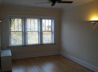 119 Home Ave APT 3B, Oak Park, IL