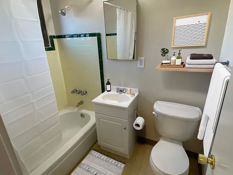 4450 Bassett St #7 — Photo 5