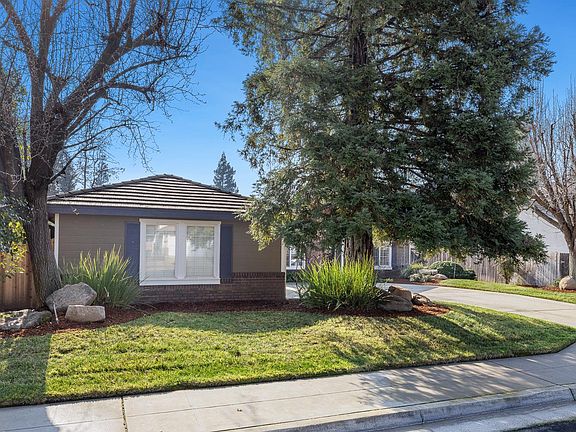 2nd image of 1754 Decatur Ave