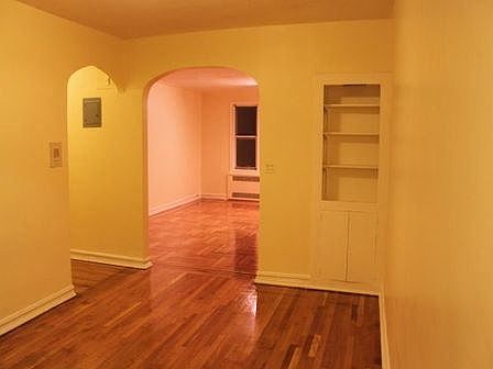 2nd image of 181 14th St APT 2