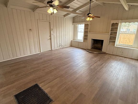 2nd image of 1903 16th St #B