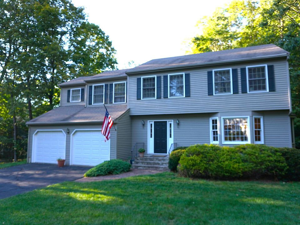1st image of 24 Green Woods Lane