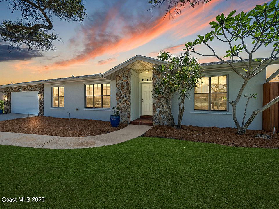 1st image of 715 Hibiscus Dr