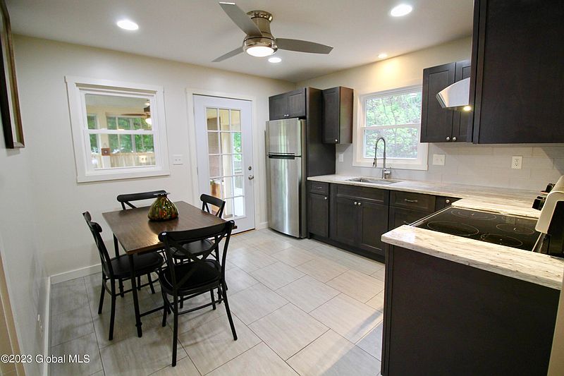 4th image of 66 Platt Street