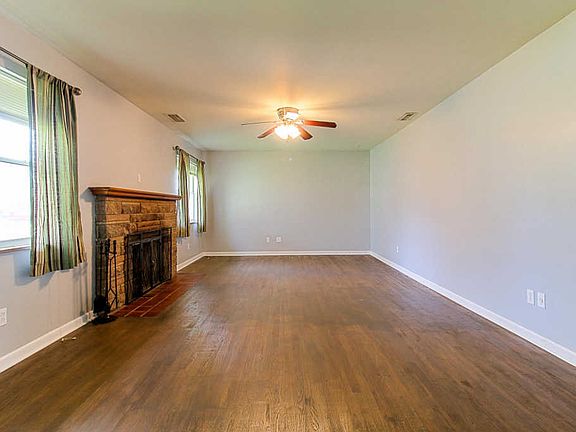 4th image of 6412 Shetland Dr