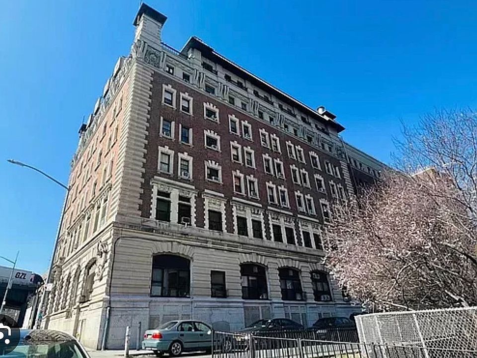 1st image of 167 Sands St APT 118