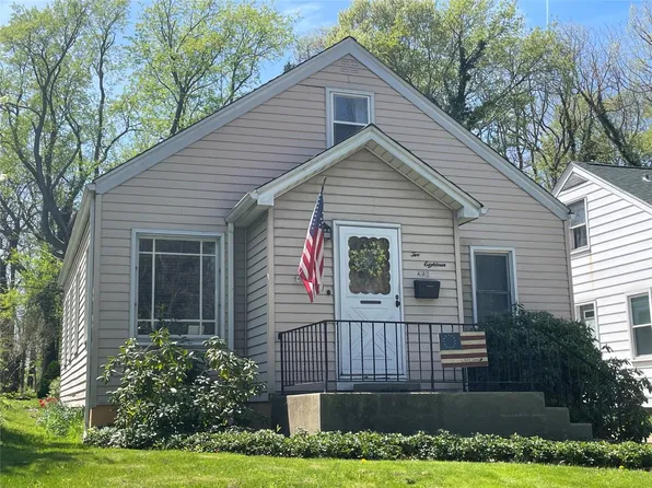 218 Andrews Park Blvd, Erie, PA 16511