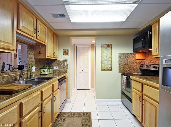 3rd image of 2066 Saint Johns Ave APT 401