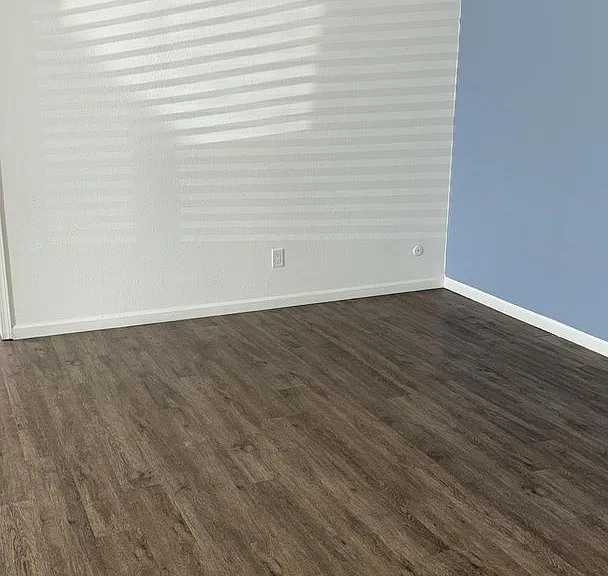 3470 Monroe Ave — Photo 2