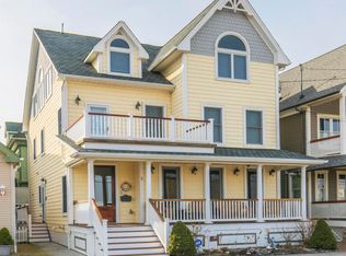 8 Spray Ave, Ocean Grove, NJ 07756