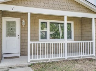 7 Coventry Rd, Toms River, NJ 08757