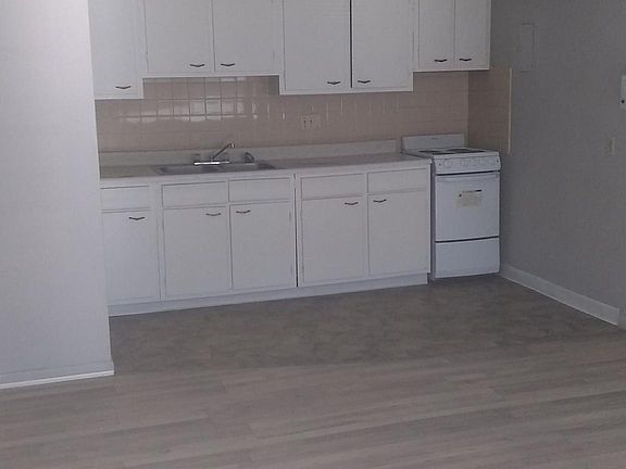 4th image of 200 Washington St NE APT 26