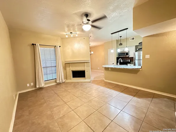 8633 DATAPOINT DR #255, San Antonio, TX 78229