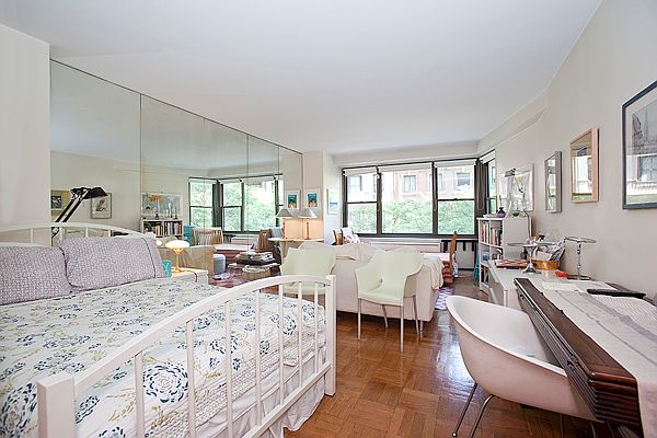 1st image of 35 E 38th St APT 4D