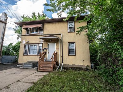 1194 Forest St, Saint Paul, MN, 55106