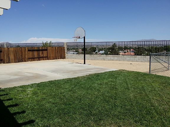 4th image of 12947 High Vista St