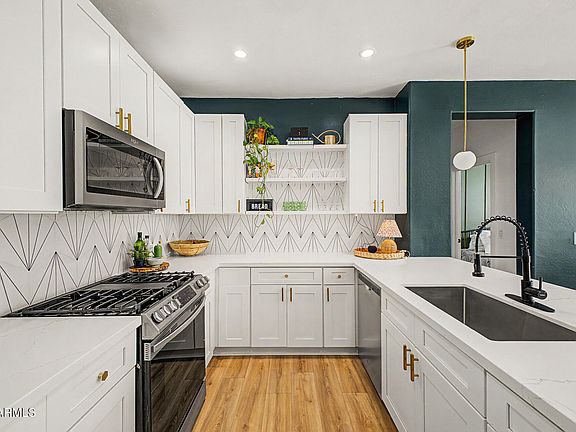 2nd image of 3840 E YEAGER Drive