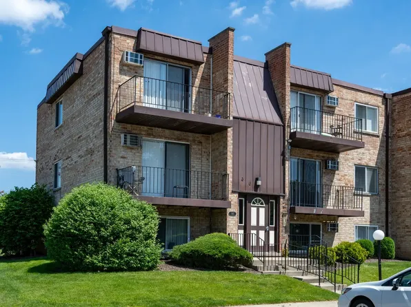 Hawthorne Apartments