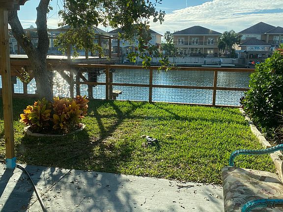 2nd image of 13717 Eaglesnest Bay Dr