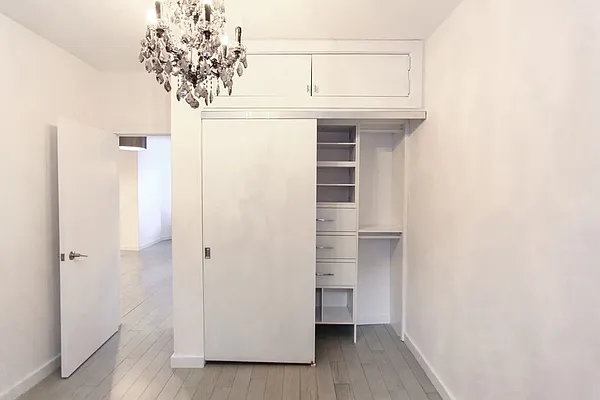 Rented by Dynamik Realty | media 16