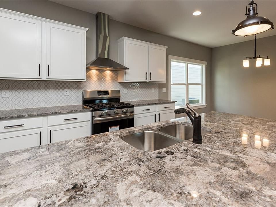 1st image of 500 S Blue Stone Way