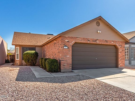 3rd image of 3427 N Apache Cir