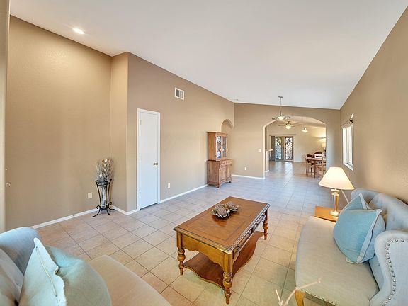 5th image of 9543 N Winter Wren Ave