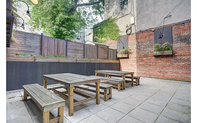 Rented by Douglas Elliman | media 22